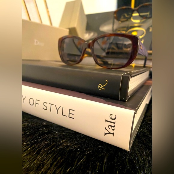 Dior cannage blue / tortoiseshell sunglasses. - Picture 2 of 16